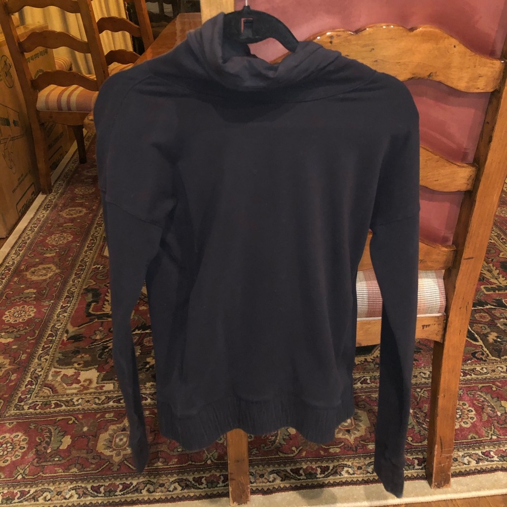 Lululemon black scuba neck sweatshirt